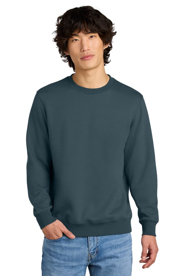 District ® Perfect Weight ® Fleece Crew